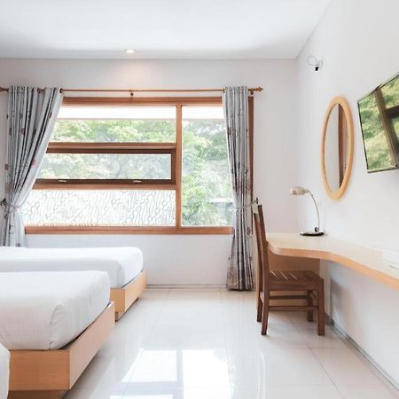 Hotel Tibera Taman Cibeunying Bandung Exterior foto